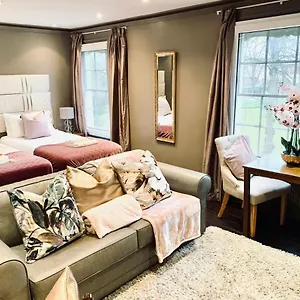 Emmanuel Block - Cambridge City Centre By Koala & Tree Short Lets & Serviced Accommodation Cambridge (Cambridgeshire)