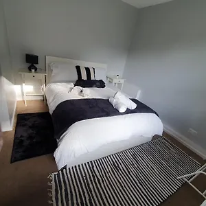 Yolo House Londres