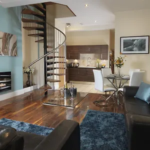 Garden View, 6 Rodley Hall, Leeds Leeds (West Yorkshire)